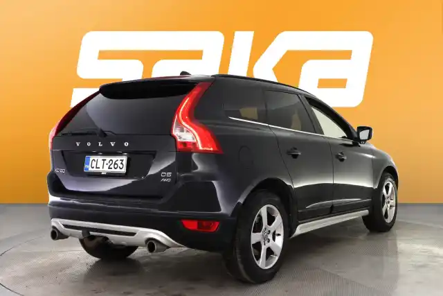 Musta Maastoauto, Volvo XC60 – CLT-263