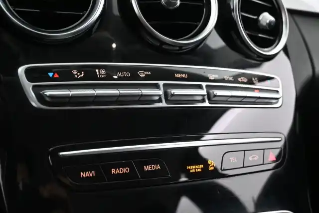 Musta Farmari, Mercedes-Benz C – CLU-518