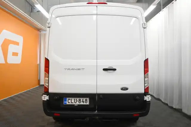 Valkoinen Pakettiauto, Ford Transit – CLU-848