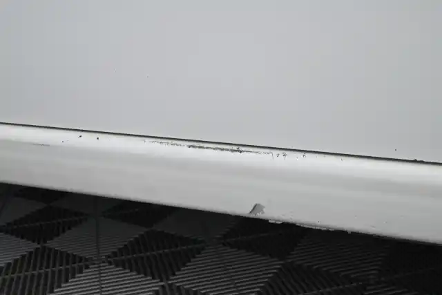 Valkoinen Pakettiauto, Citroen Jumpy – CLV-116