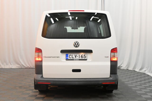 Valkoinen Pakettiauto, Volkswagen Transporter – CLV-165