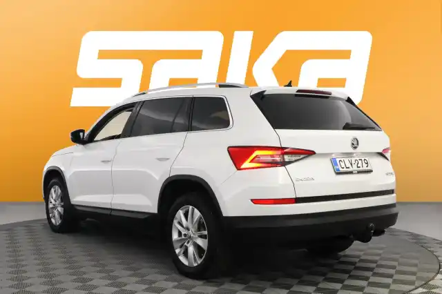 Valkoinen Maastoauto, Skoda Kodiaq – CLV-279