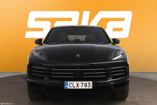 Musta Maastoauto, Porsche Cayenne – CLX-783