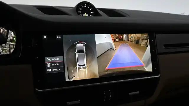 Musta Maastoauto, Porsche Cayenne – CLX-783
