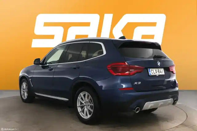 Sininen Maastoauto, BMW X3 – CLX-841