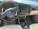 Sininen Maastoauto, Mitsubishi Outlander – CLX-987, kuva 5