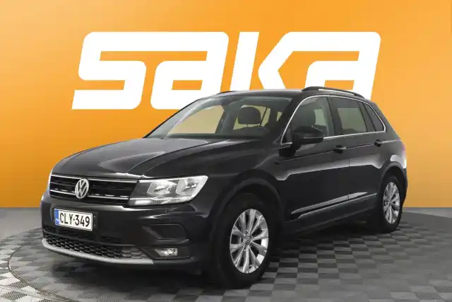 Musta Maastoauto, Volkswagen Tiguan – CLY-349