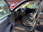 Musta Maastoauto, Volkswagen Tiguan – CLY-349, kuva 6