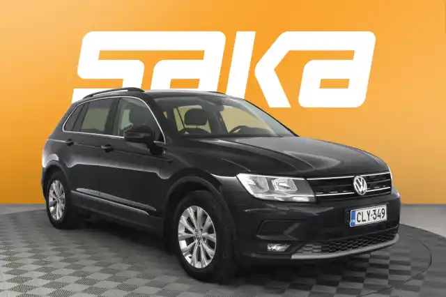 Musta Maastoauto, Volkswagen Tiguan – CLY-349