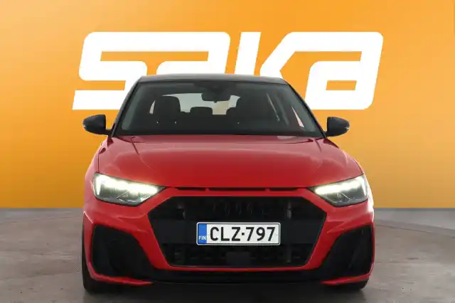 Punainen Viistoperä, Audi A1 – CLZ-797