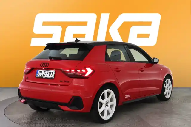 Punainen Viistoperä, Audi A1 – CLZ-797