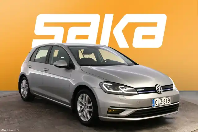 Harmaa Viistoperä, Volkswagen Golf – CLZ-819