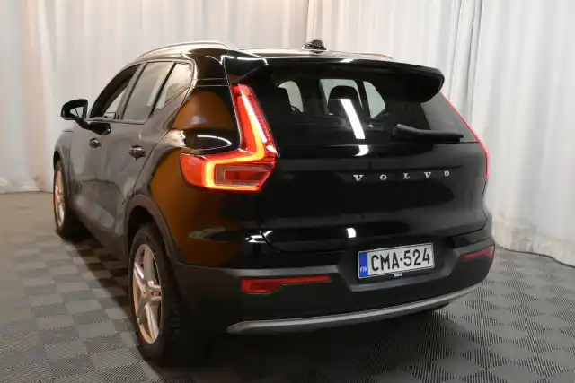 Musta Maastoauto, Volvo XC40 – CMA-524