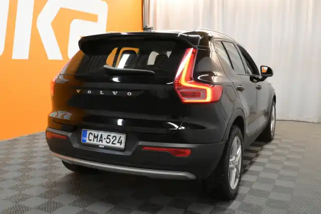 Musta Maastoauto, Volvo XC40 – CMA-524