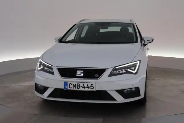 Valkoinen Farmari, Seat Leon ST – CMB-445