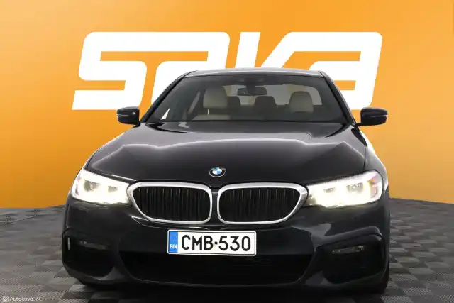 Musta Sedan, BMW 520 – CMB-530