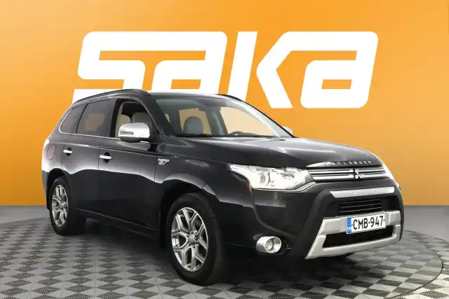 Musta Farmari, Mitsubishi Outlander PHEV – CMB-947