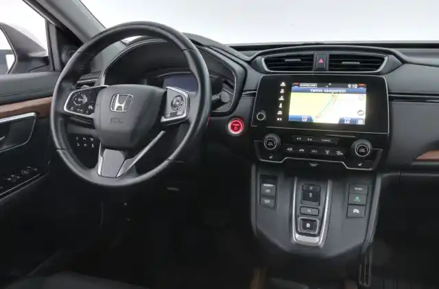 Valkoinen Maastoauto, Honda CR-V – CMC-140