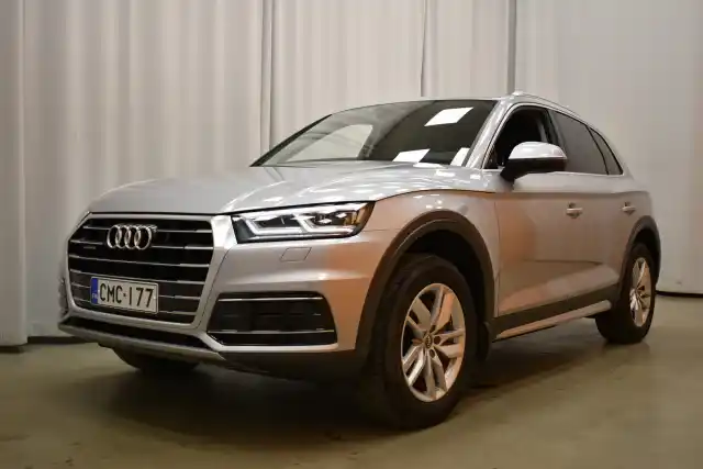 Hopea Maastoauto, Audi Q5 – CMC-177
