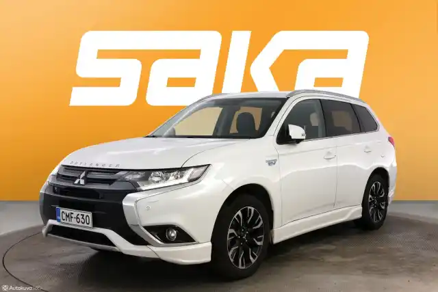 Valkoinen Maastoauto, Mitsubishi Outlander PHEV – CMF-630