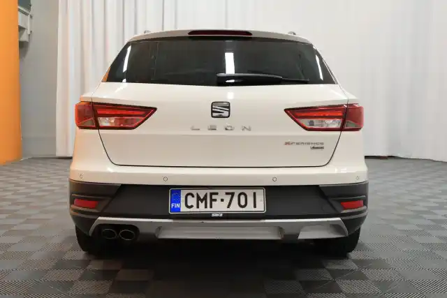 Valkoinen Farmari, Seat Leon X-Perience – CMF-701