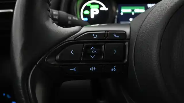 Musta Viistoperä, Mazda 2 – CMG-356