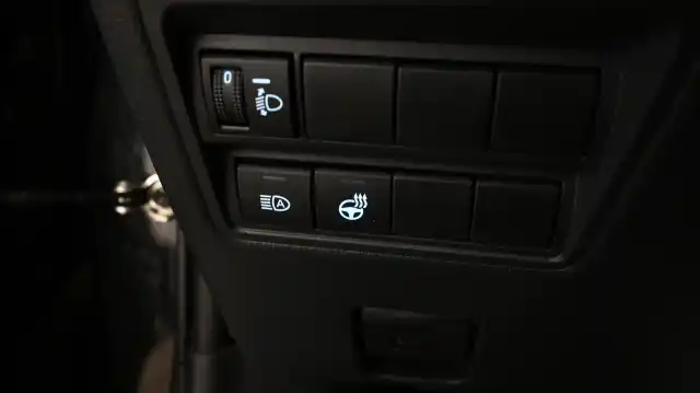 Musta Viistoperä, Mazda 2 – CMG-356