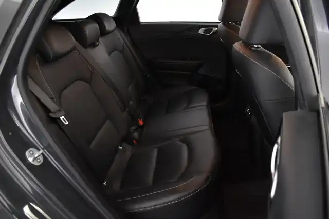 Harmaa Farmari, Kia Ceed – CMG-873