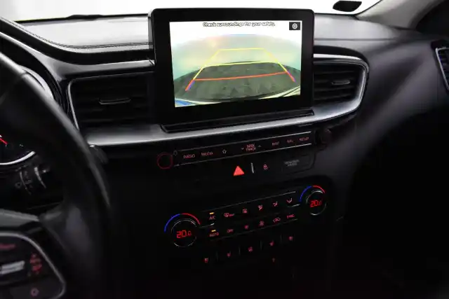Harmaa Farmari, Kia Ceed – CMG-873