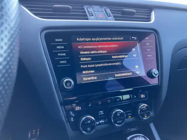 Sininen Viistoperä, Skoda Octavia – CMH-530