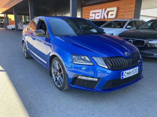 Sininen Viistoperä, Skoda Octavia – CMH-530