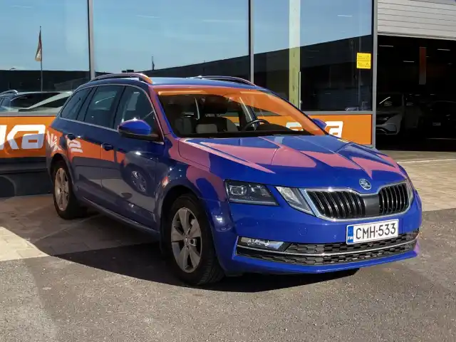 Sininen Farmari, Skoda Octavia – CMH-533