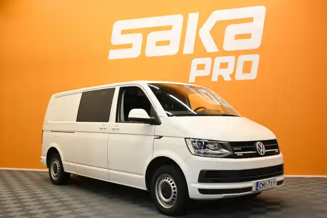 Valkoinen Pakettiauto, Volkswagen Transporter – CMI-711