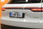 Valkoinen Maastoauto, Porsche Cayenne – CMK-851, kuva 7
