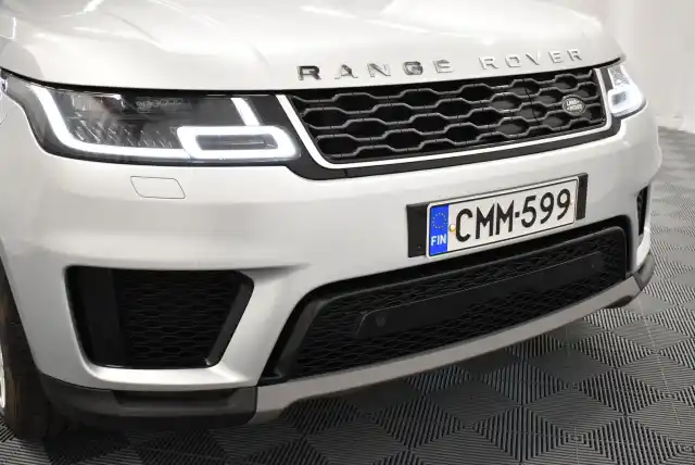 Harmaa Maastoauto, Land Rover Range Rover Sport – CMM-599