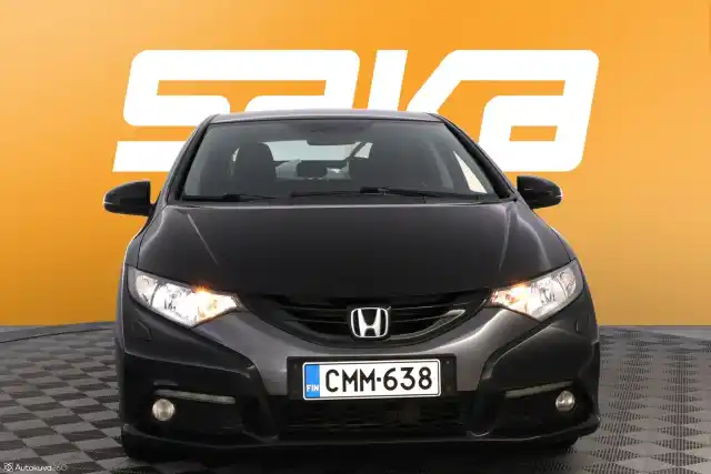 Musta Viistoperä, Honda Civic – CMM-638