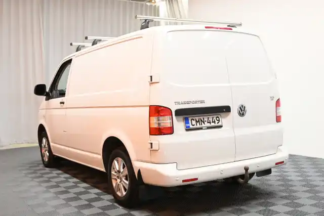 Valkoinen Pakettiauto, Volkswagen Transporter – CMN-449