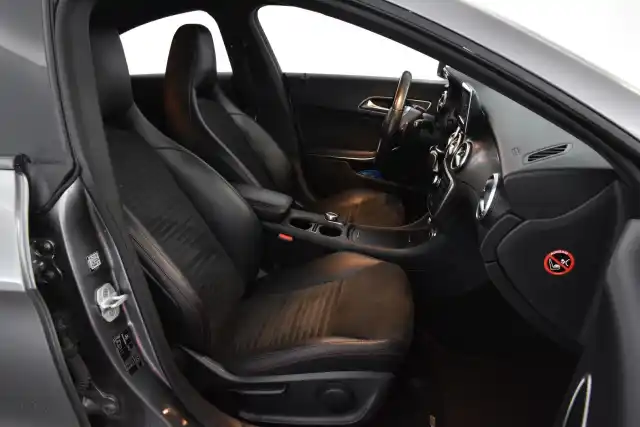Harmaa Coupe, Mercedes-Benz CLA – CMN-786