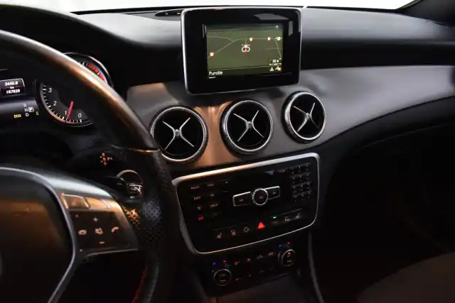Harmaa Coupe, Mercedes-Benz CLA – CMN-786