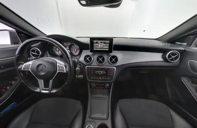 Harmaa Coupe, Mercedes-Benz CLA – CMN-786
