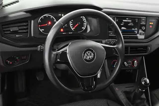 Punainen Viistoperä, Volkswagen Polo – CMN-953