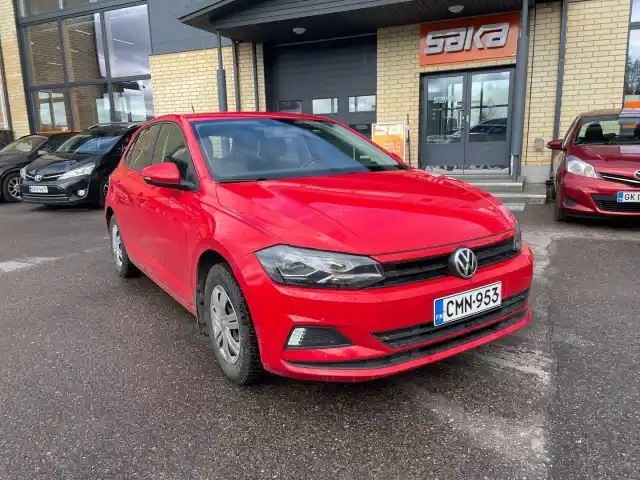 Punainen Viistoperä, Volkswagen Polo – CMN-953