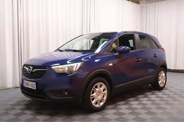 Sininen Maastoauto, Opel Crossland X – CMO-162