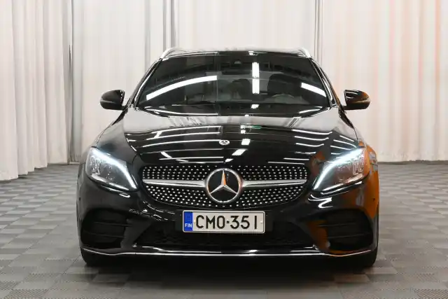 Musta Farmari, Mercedes-Benz C – CMO-351