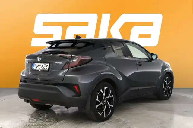 Harmaa Maastoauto, Toyota C-HR – CMO-638