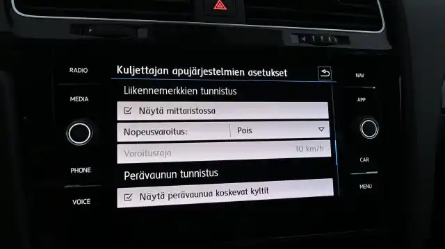 Sininen Viistoperä, Volkswagen Golf – CMP-366