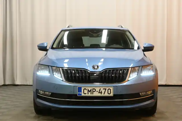 Sininen Farmari, Skoda Octavia – CMP-470