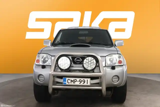 Hopea Pakettiauto, Nissan Navara – CMP-991