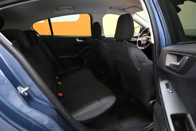 Sininen Viistoperä, Ford Focus – CMR-267