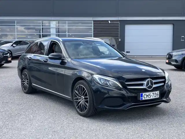 Musta Farmari, Mercedes-Benz C – CMS-726